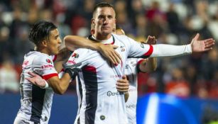 Leo Ramos festeja uno de sus goles ante Xolos 