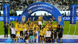 Tigres en festejo por el título del Clausura 2019 