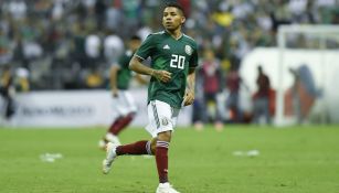 Javier Aquino durante un juego de la Selección Mexicana