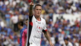 Leonardo Ramos durante un partido contra Cruz Azul 