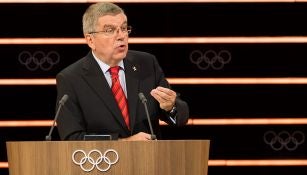 Thomas Bach da un discurso en la asamblea del COI