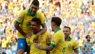 Casemiro celebra una anotación con Brasil