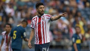 Oribe Peralta en el juego entre Chivas y Boca Juniors