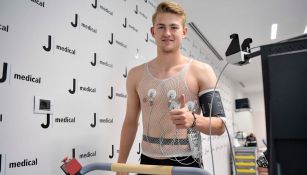 Matthijs de Ligt, durante los exámenes médicos con la Juventus