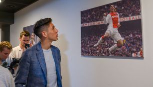 Edson Álvarez en las instalaciones del Ajax