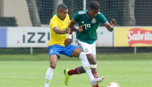 Joao Maleck durante un juego de México y Brasil