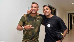 Danilo y Alex Sandro en su reencuentro en Turín 