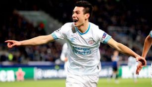  Lozano festeja anotación con el PSV 