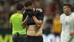 Layún se lamenta tras caer contra Argentina