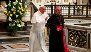 Angelo De Donatis junto al Papa Francisco