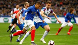 Francia enfrenta a Islandia en eliminatoria de Eurocopa