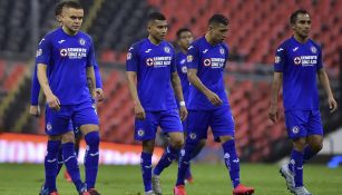 Jugadores de Cruz Azul tras duelo en Liga MX