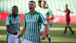 Guido Rodríguez festeja su primer gol con el Betis 