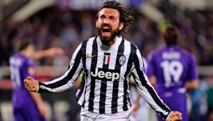 Pirlo celebra un gol con Juventus