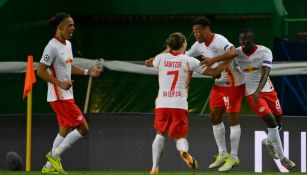 RB Leipzig en festejo de gol