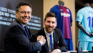 Messi y Bartomeu en conferencia de prensa