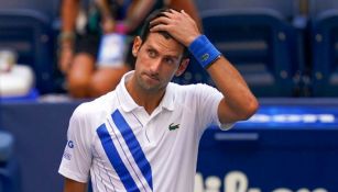 Novak Djokovic lamentando su descalificación