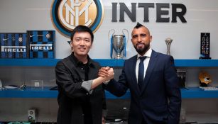 Arturo Vidal ya posa en las instalaciones del Inter de Milán 