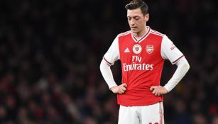 Mesut Özil, en un compromiso con el Arsenal 