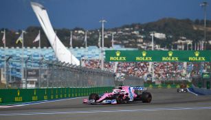 Checo Pérez se quedó cerca del podio en el Gran Premio de Rusia