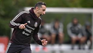 Andrés Guardado en un entrenamiento con Selección 