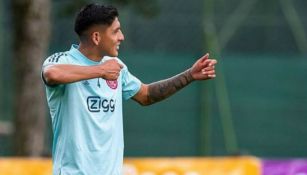 Video: Edson Álvarez mostró sus mejores pasos de baile en entrenamiento del Ajax