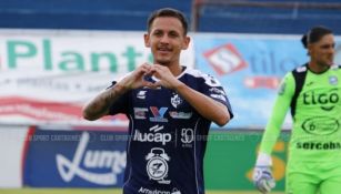 Cristopher Núñez durante un partido con Club Sport Cartaginés