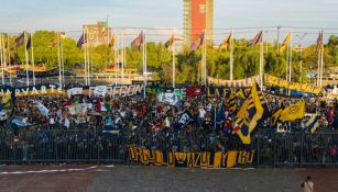 Afición de Pumas previo a partido