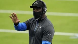 Anthony Lynn, en un duelo de los Chargers