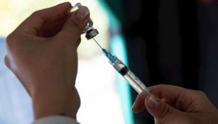 Vacuna contra Coronavirus siendo aplicada