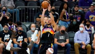 Devin Booker en victoria vs Lakers