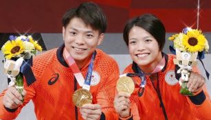 Hifumi y Uta Abe con sus medallas 