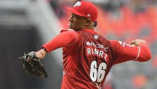 JC Ramírez en acción con Diablos Rojos