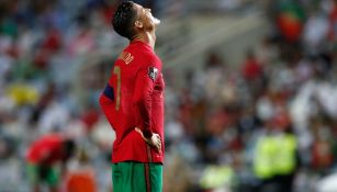 Cristiano Ronaldo reacciona durante el partido de Portugal contra Irlanda