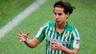 Lainez en un juego de del Betis