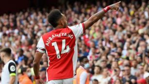 Pierre-Emerick Aubameyang en festejo con Arsenal