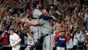 Momento de júbilo en los Braves tras la conquista de la Serie Mundial