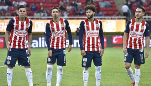 Jugadores de Chivas previo a un partido 