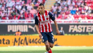 Piojo Alvarado durante un partido con Chivas