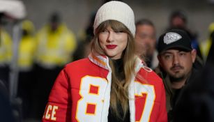 Taylor Swift dona 100 mil dólares a familia de la victima del tiroteo en el desfile de Kansas City