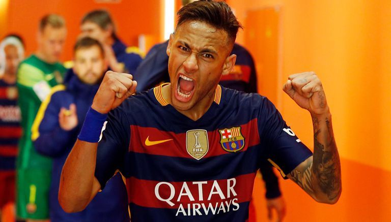 Neymar, previo a salir a un partido con el Barcelona