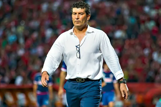 IMAGO7 Chepo se retira después del partido en Tijuana