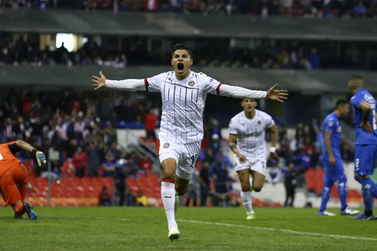 IMAGO7 Ronaldo Cisneros festeja gol ante Cruz Azul