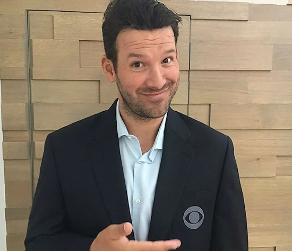 CBS Tony Romo como analista de la CBS