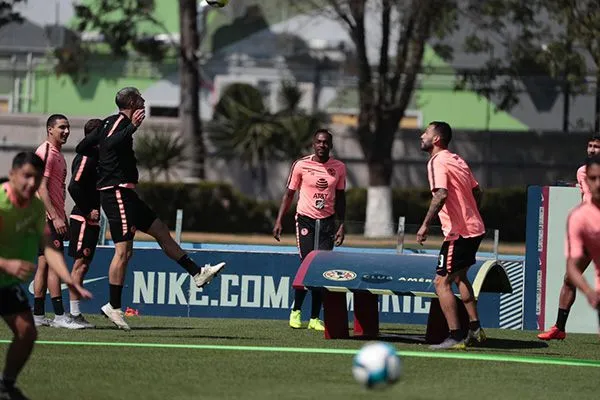 DANIEL GÁMEZ La práctica de las Águilas en Coapa