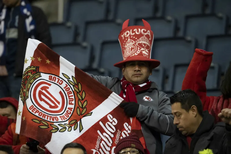 MEXSPORT Aficionados del Toluca durante el partido ante Kansas City