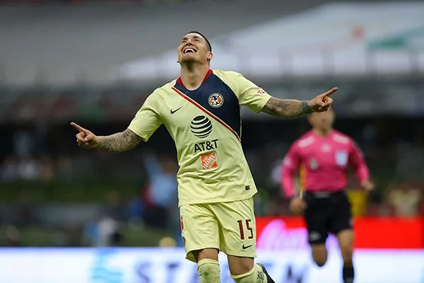 IMAGO7 El eufórico festejo de Nico Castillo