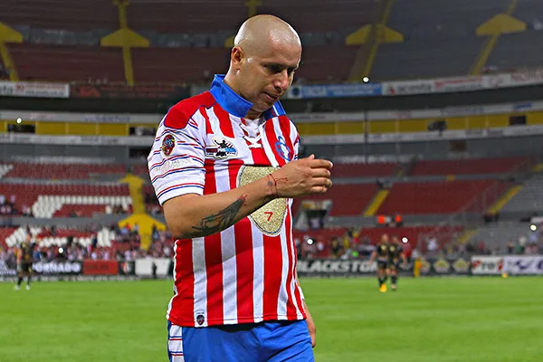 IMAGO 7 El Bofo Bautista en su partido de despedida