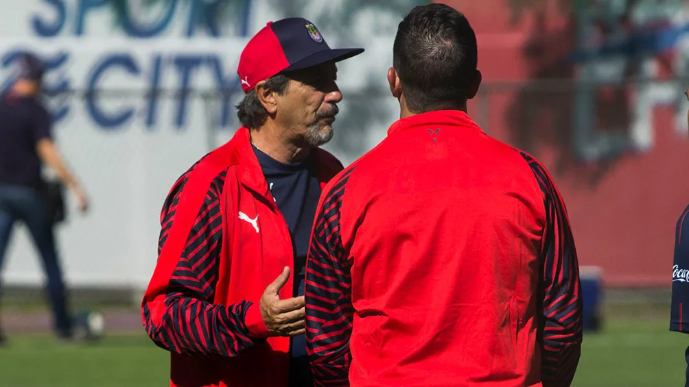 IMAGO7 Boy, durante su primera práctica como timonel de Guadalajara