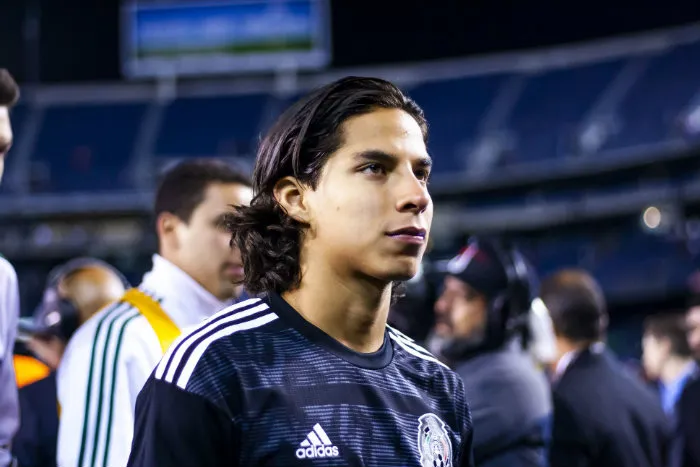 IMAGO7 Lainez, previo a un partido de la Selección
